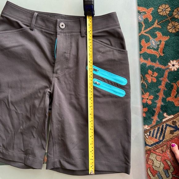 Lululemon men’s shorts - Picture 8 of 8